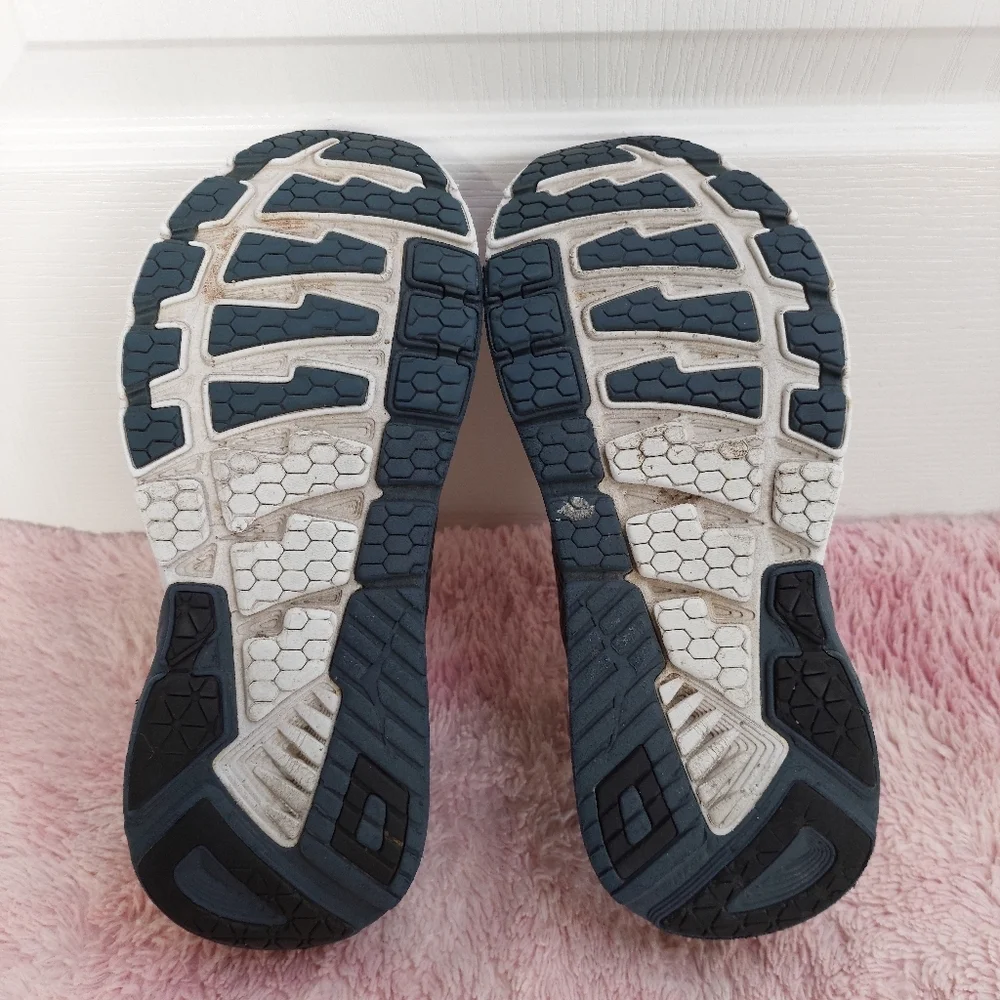 Hoka One One Marahi‎ Running Shoes Size Men's 8.5 Women's 10